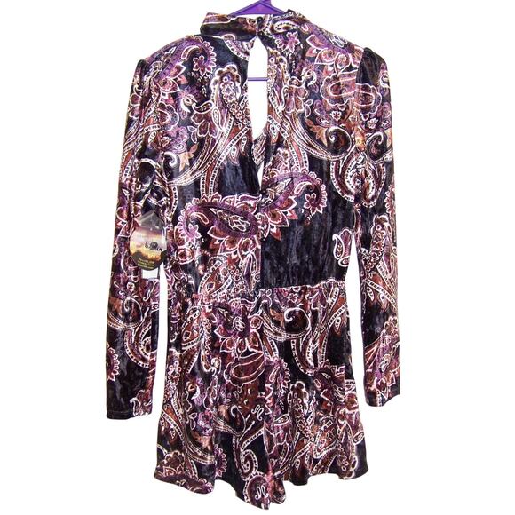 BeBop Women's Black/Rust Juniors Size S Printed Cotton Velvet Choker Romper - Picture 2 of 2